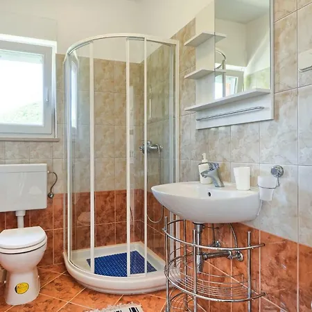 Duboko Plavo Apartament Krnica